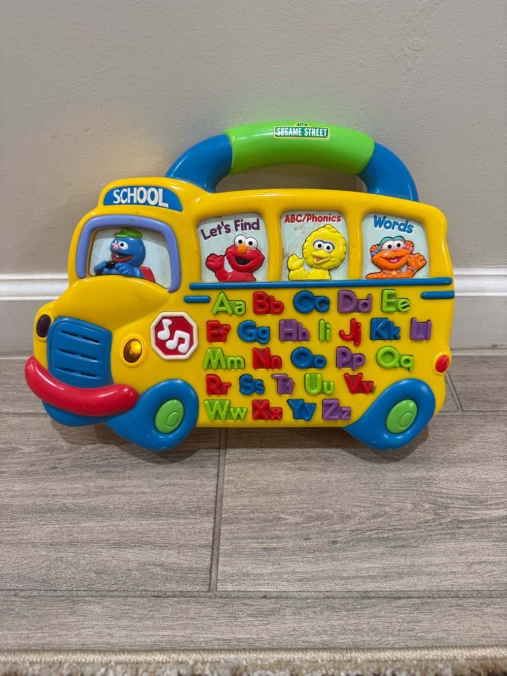 Sesame Street Musical Yellow phonics School Bus Learning Toy